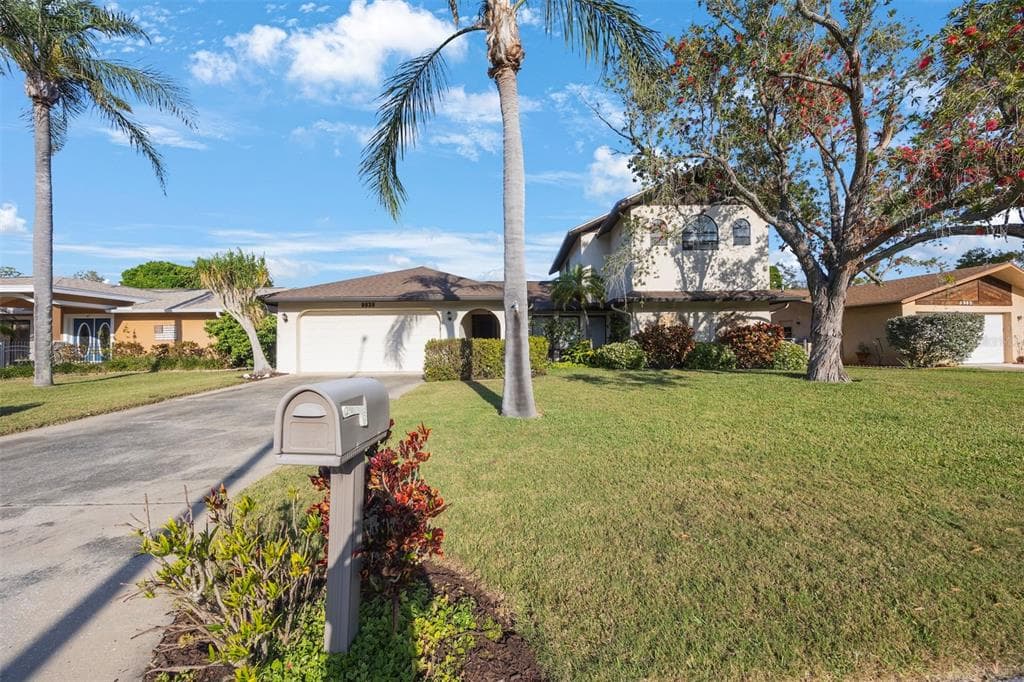 5938 OAKHURST DRIVE SEMINOLE, FL 33772