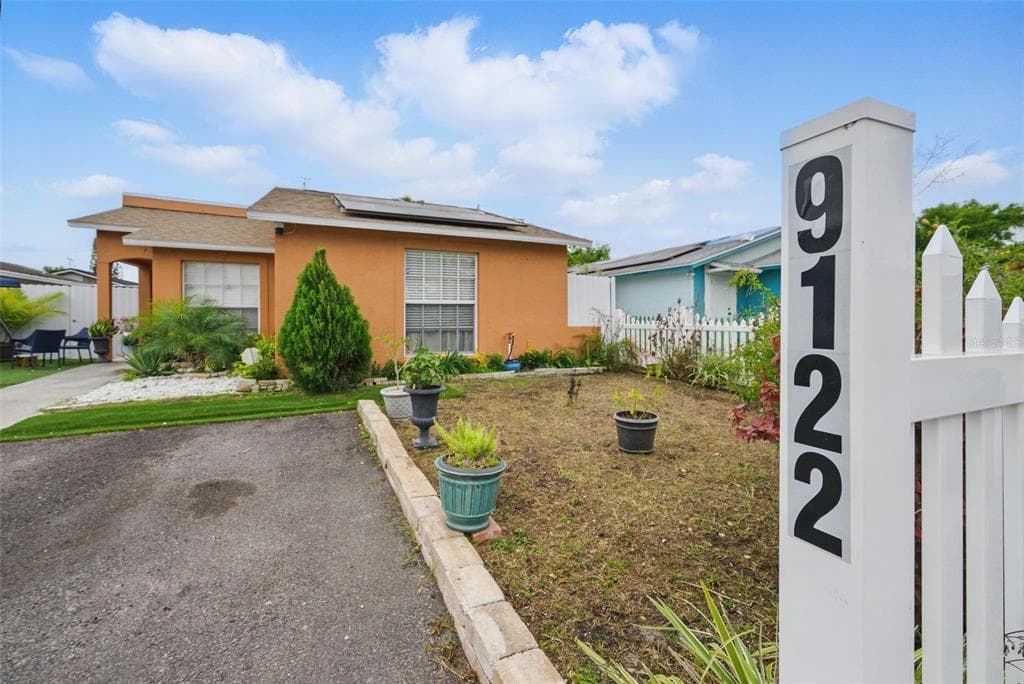 9122 SUFFIELD COURT