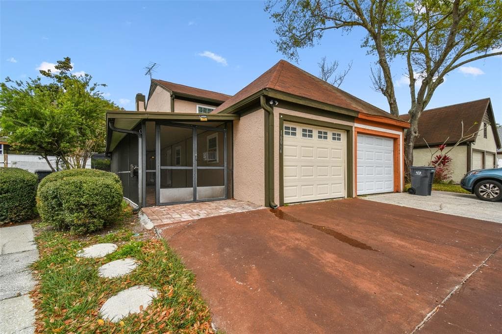 16064 DAWNVIEW DRIVE TAMPA, FL 33624