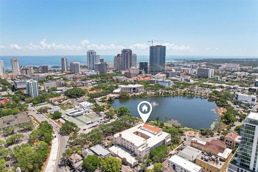701 MIRROR LAKE DRIVE N UNIT 119 ST PETERSBURG, FL 33701