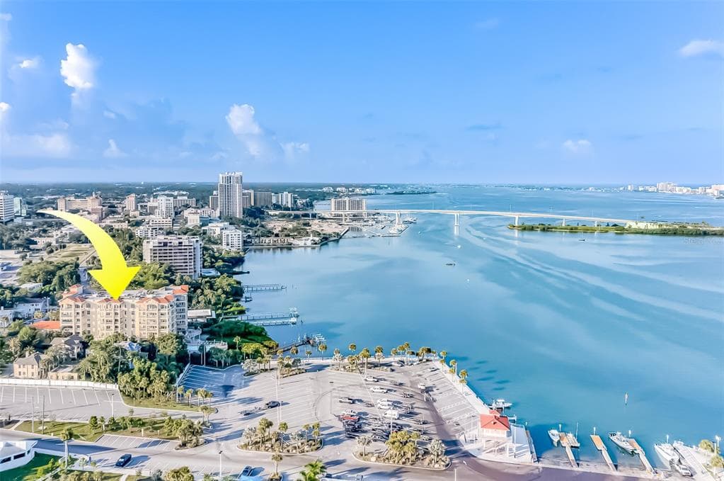 700 N OSCEOLA AVENUE UNIT 4