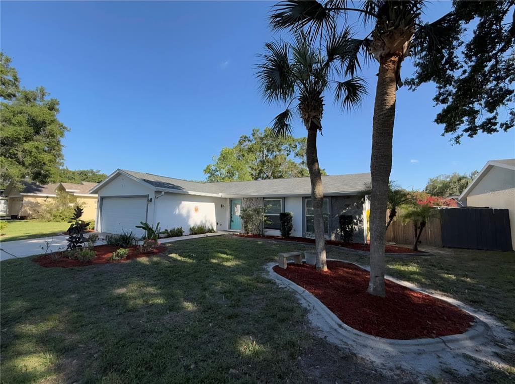 5814 SILVER MOON AVENUE TAMPA, FL 33625