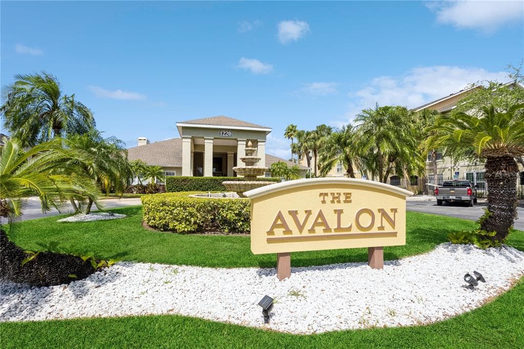 1226 S MISSOURI AVENUE UNIT 1009 CLEARWATER, FL 33756