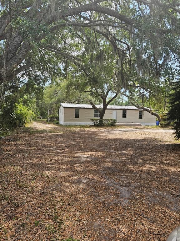 8255 RICHMOND STREET GIBSONTON, FL 33534
