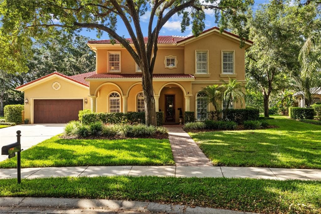 1915 FLORESTA VIEW DRIVE TAMPA, FL 33618
