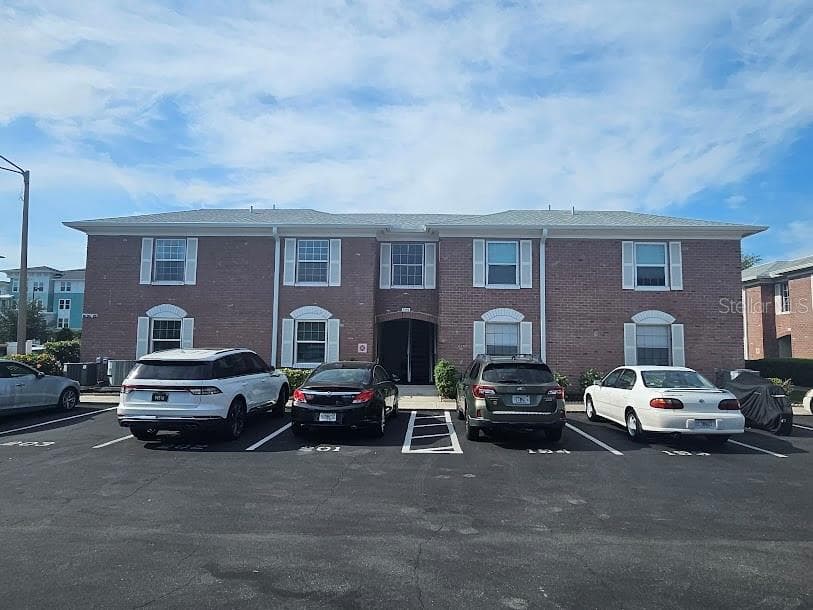 3895 35TH WAY S UNIT 119 ST PETERSBURG, FL 33711