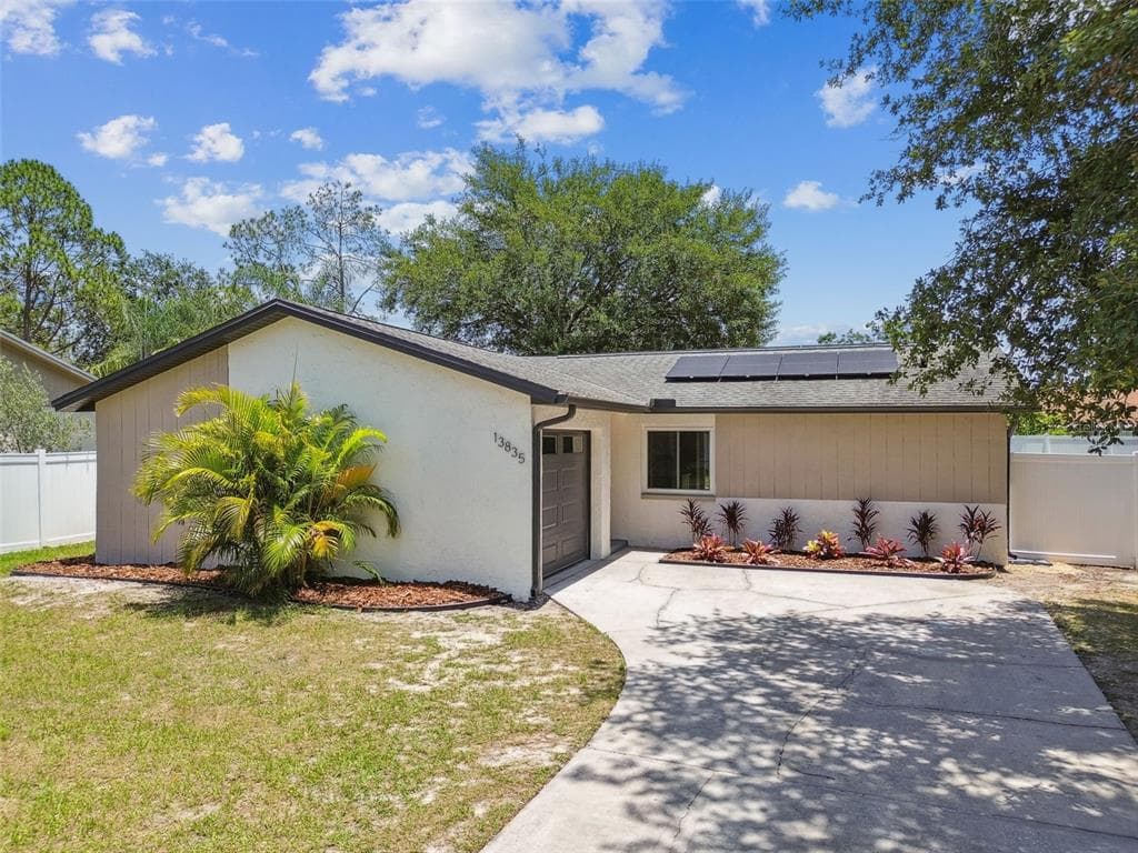 13835 PATHFINDER DRIVE