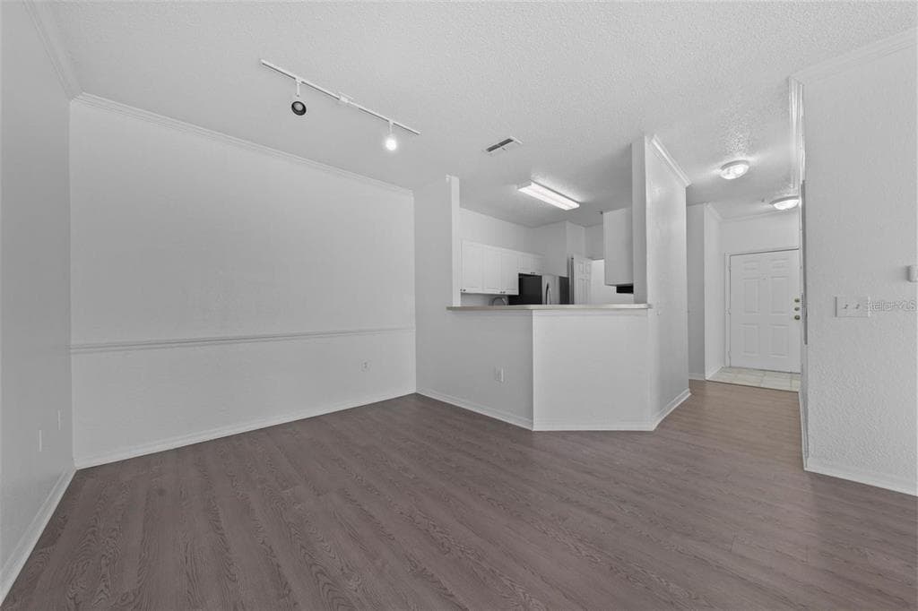 18001 RICHMOND PLACE DRIVE UNIT 122 TAMPA, FL 33647