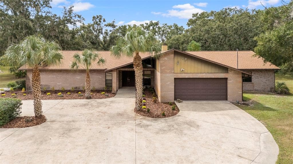 309 HIDDEN LAKE DRIVE