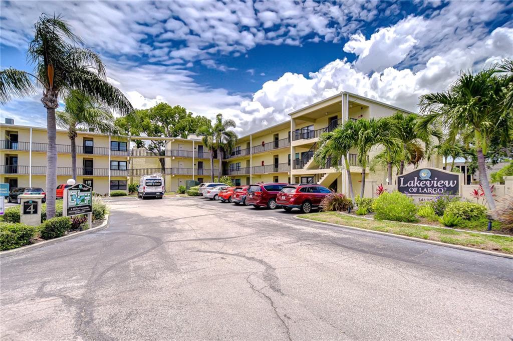 14130 ROSEMARY LANE UNIT 4215 LARGO, FL 33774