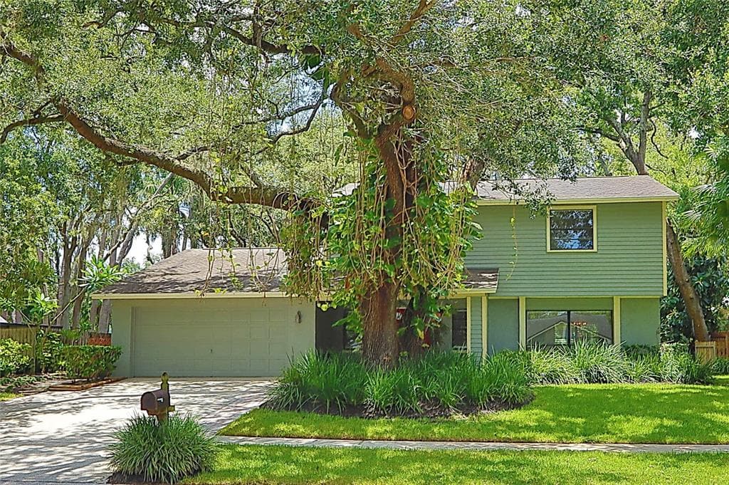 16813 ROLLING ROCK DRIVE TAMPA, FL 33618