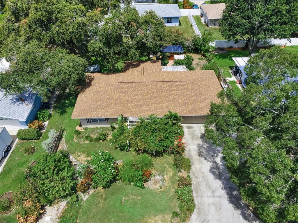 1874 BELLEMEADE DRIVE CLEARWATER, FL 33755