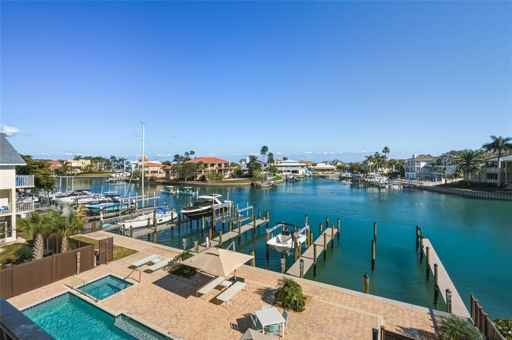 455 PINELLAS BAYWAY S UNIT 3B TIERRA VERDE, FL 33715