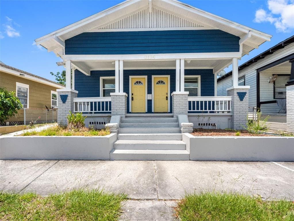 2524 W CHERRY STREET UNIT A TAMPA, FL 33607