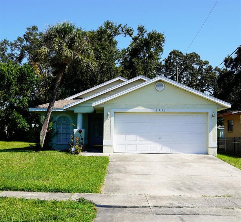 1735 26TH AVENUE S ST PETERSBURG, FL 33712