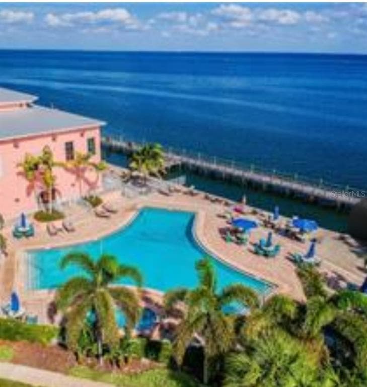 5255 COQUINA KEY DRIVE SE UNIT C ST PETERSBURG, FL 33705