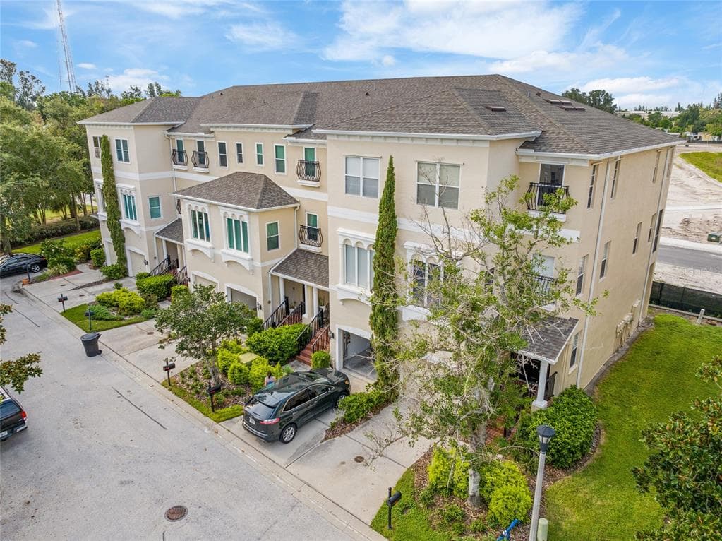 1129 VENETIAN HARBOR DRIVE NE ST PETERSBURG, FL 33702