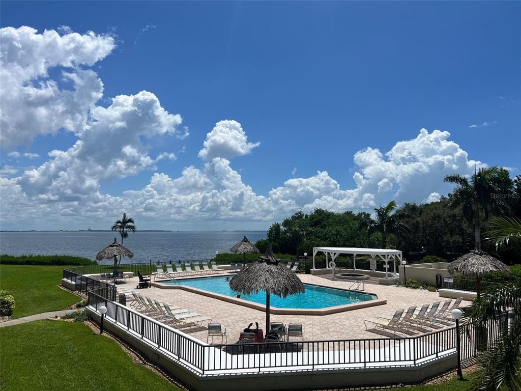 6372 PALMA DEL MAR BOULEVARD S UNIT 219 ST PETERSBURG, FL 33715