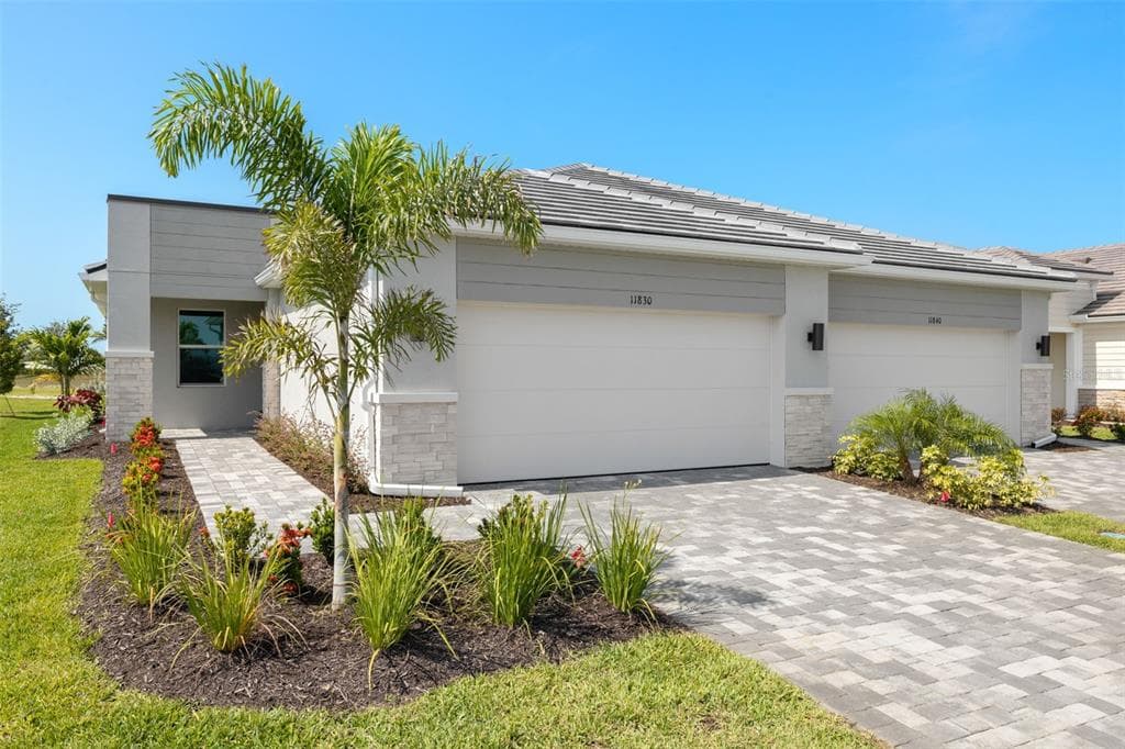 11830 BOUNDLESS TERRACE VENICE, FL 34293