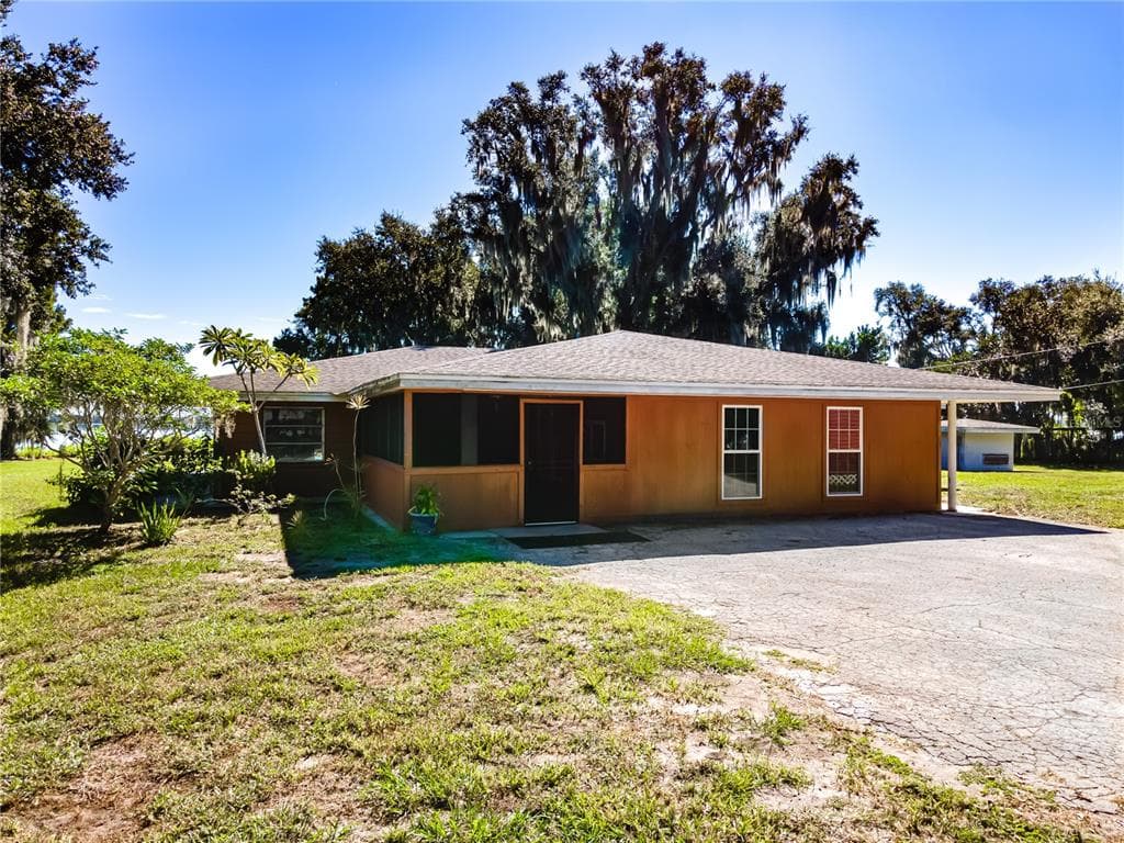 8309 W LAKE MARION ROAD