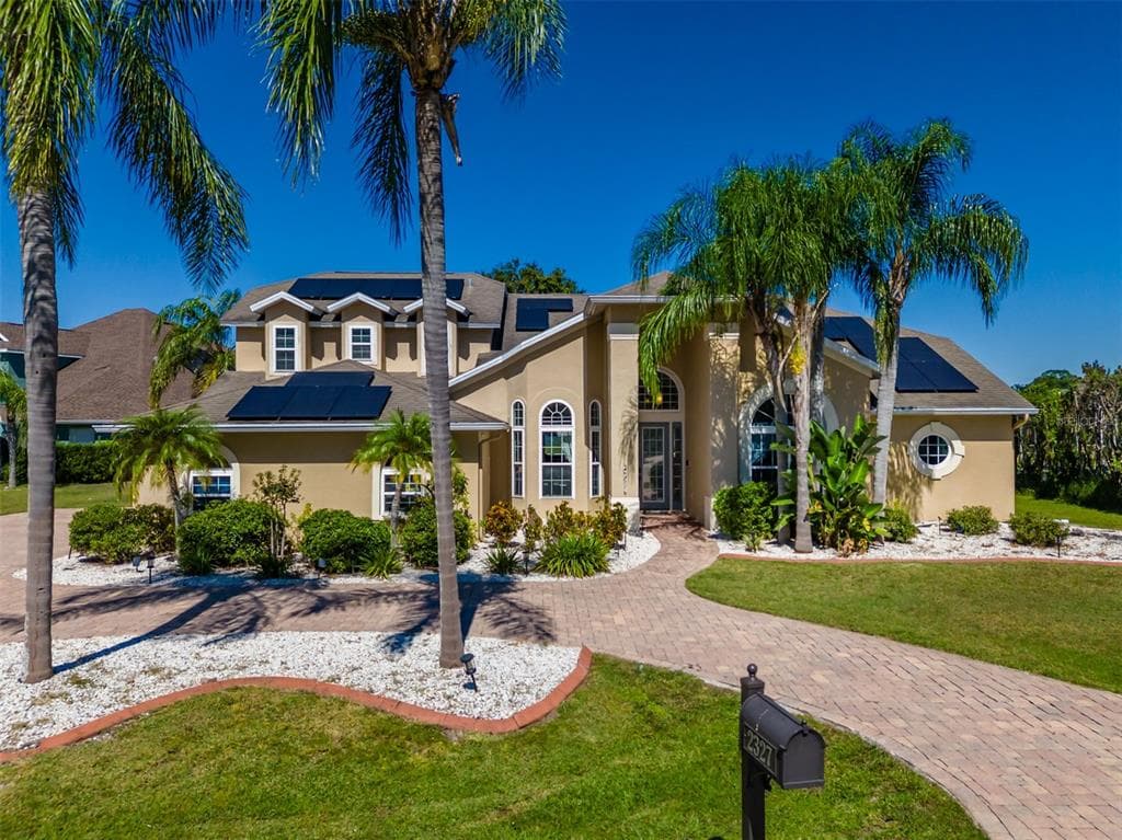 2327 CAMP INDIANHEAD ROAD LAND O LAKES, FL 34639