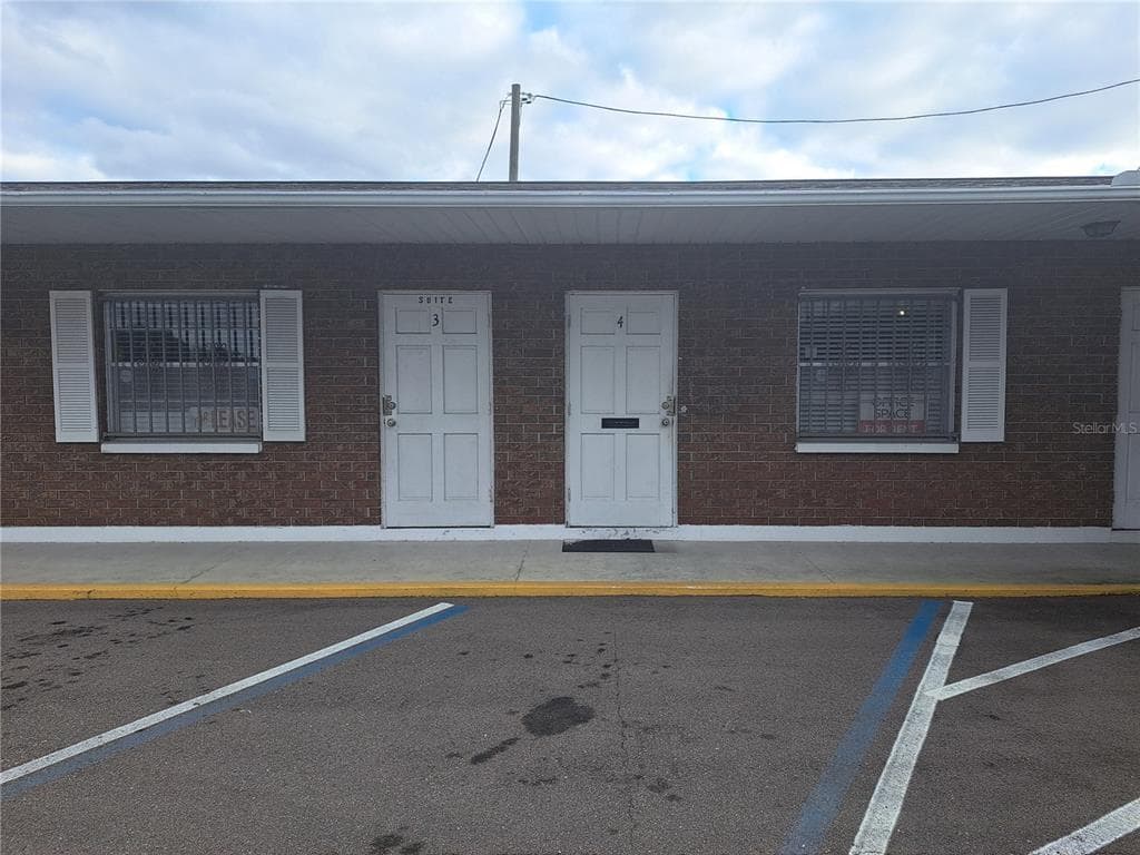 5243 GALL BLVD UNIT 3 and 4 ZEPHYRHILLS, FL 33542
