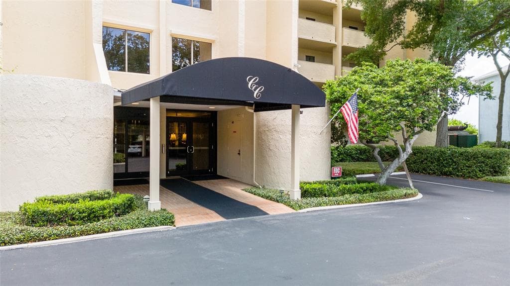5020 BAYSHORE BOULEVARD UNIT 201 TAMPA, FL 33611