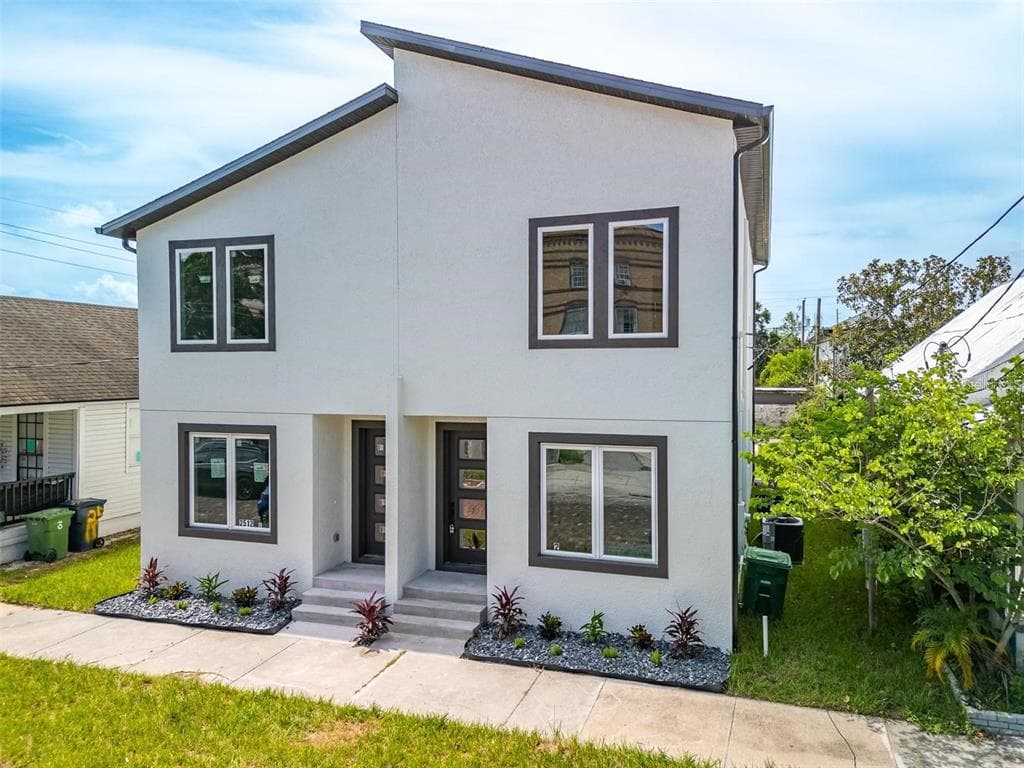2512 W CHESTNUT STREET TAMPA, FL 33607