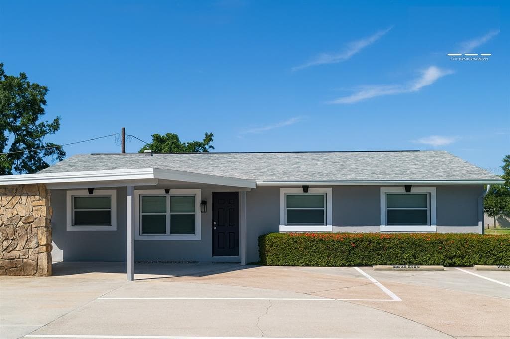 5113 MEMORIAL HIGHWAY TAMPA, FL 33634
