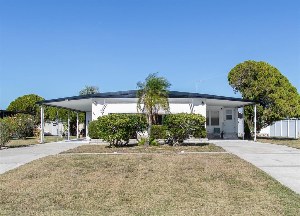 291 LAKE TARPON DRIVE PALM HARBOR, FL 34684