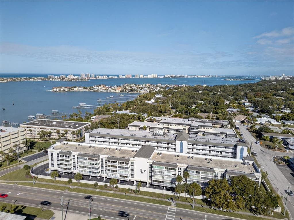 131 BLUFF VIEW DRIVE UNIT 403