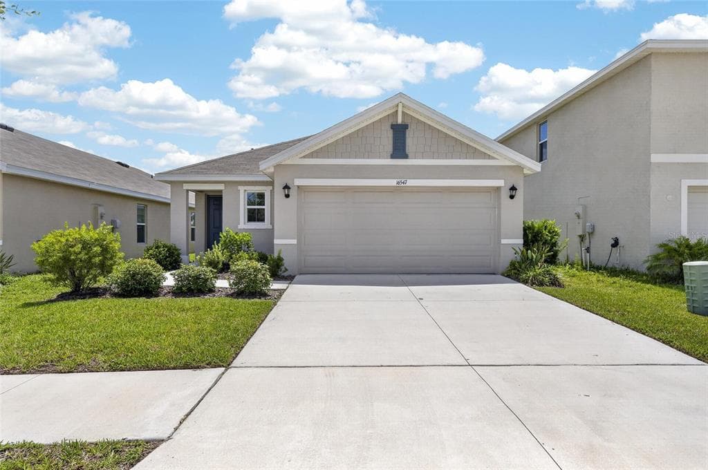 16547 MOSAIC OAR DRIVE WIMAUMA, FL 33598