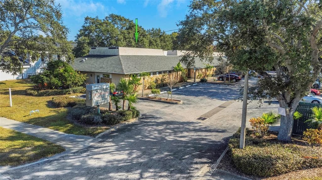 701 N HERCULES AVENUE CLEARWATER, FL 33765