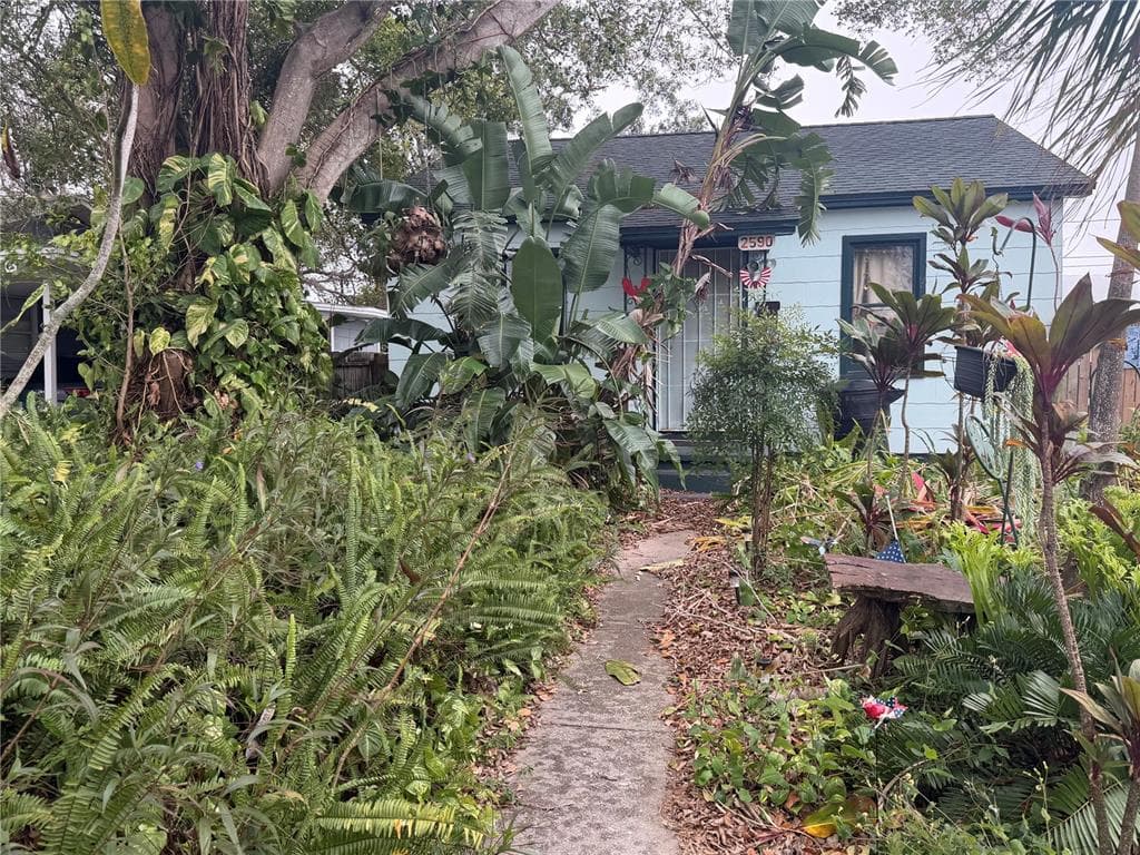 2590 18TH AVENUE N ST PETERSBURG, FL 33713