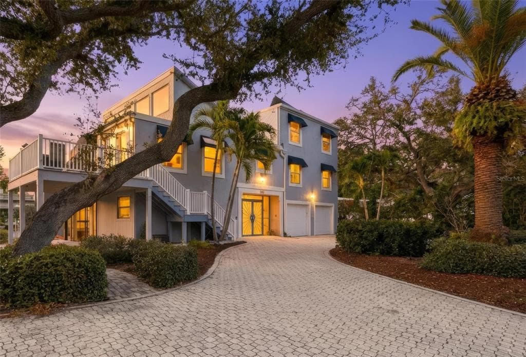 557 VENICE LANE SARASOTA, FL 34242
