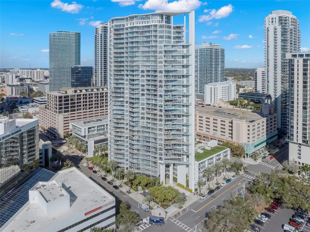 175 1ST STREET S UNIT 1506 ST PETERSBURG, FL 33701