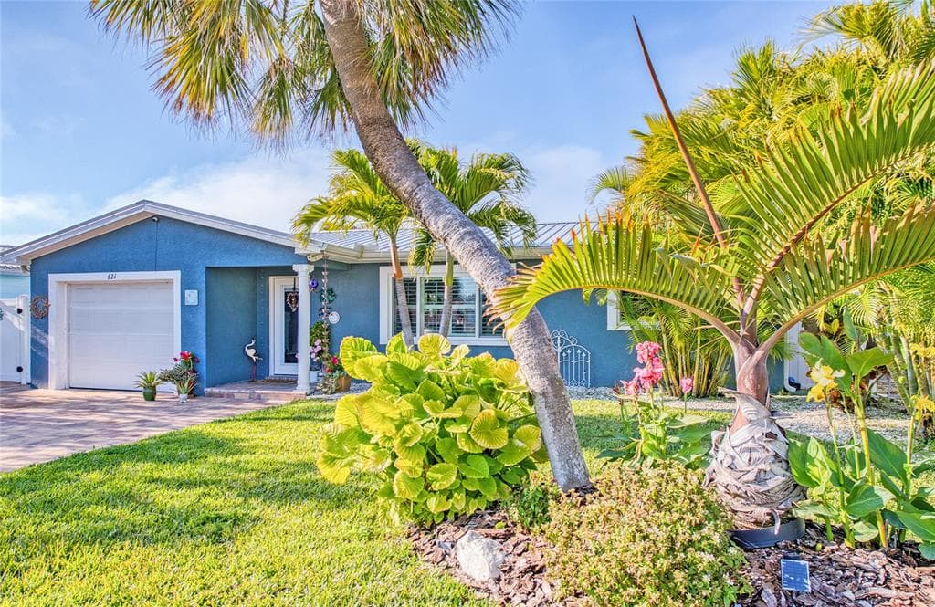 621 77TH AVENUE ST PETE BEACH, FL 33706