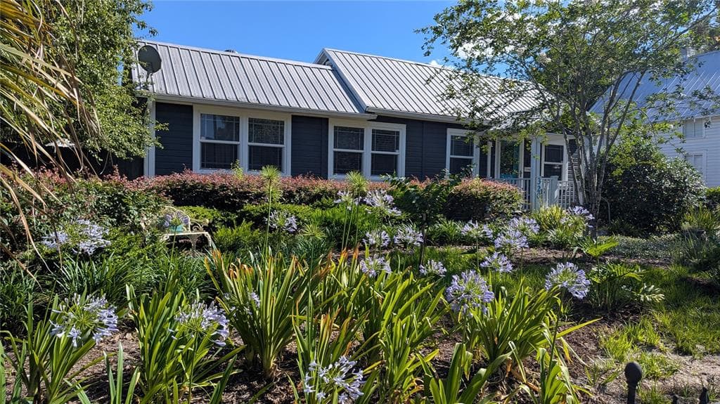 320 E GRAVES AVENUE ORANGE CITY, FL 32763