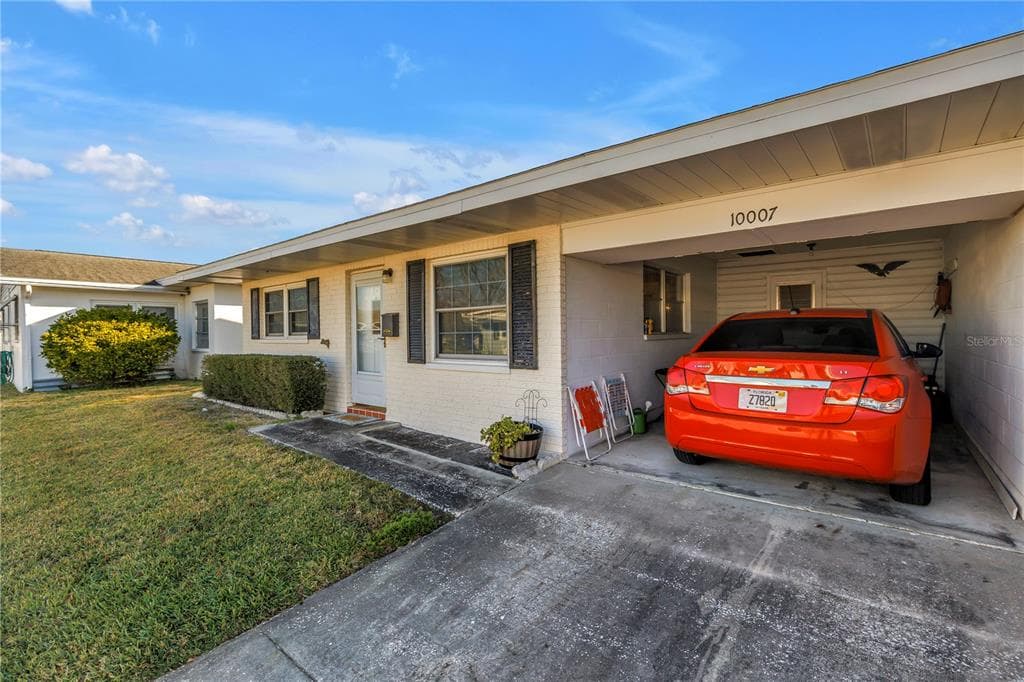 10007 DAFFODIL STREET N UNIT 183 PINELLAS PARK, FL 33782