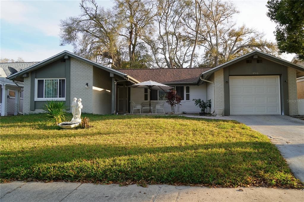 8516 ARROWHEAD DRIVE