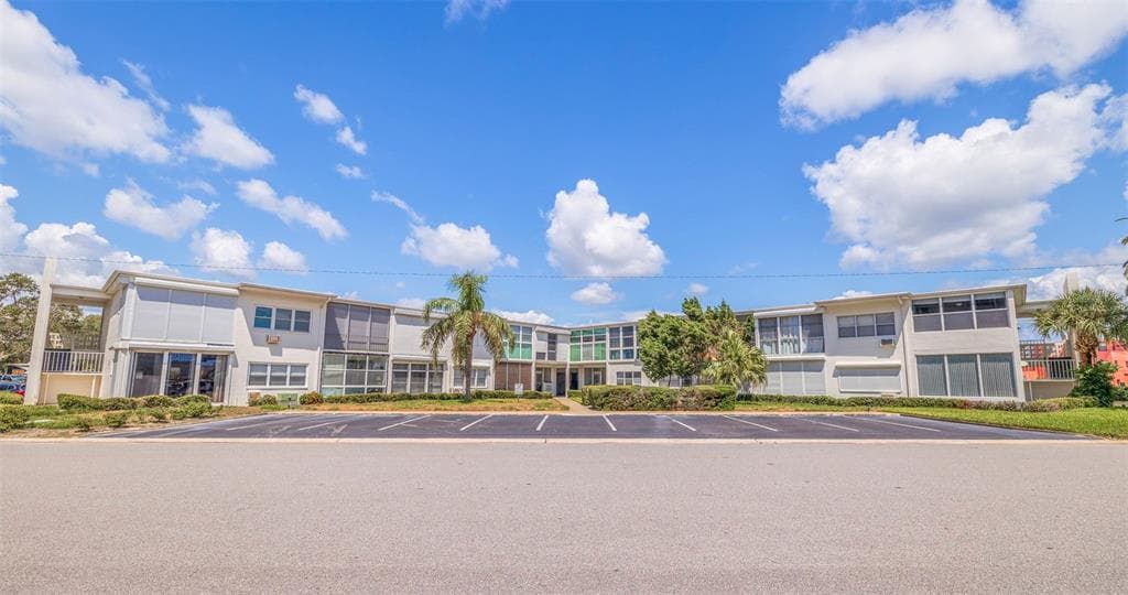 7050 SUNSET WAY UNIT 7 ST PETE BEACH, FL 33706
