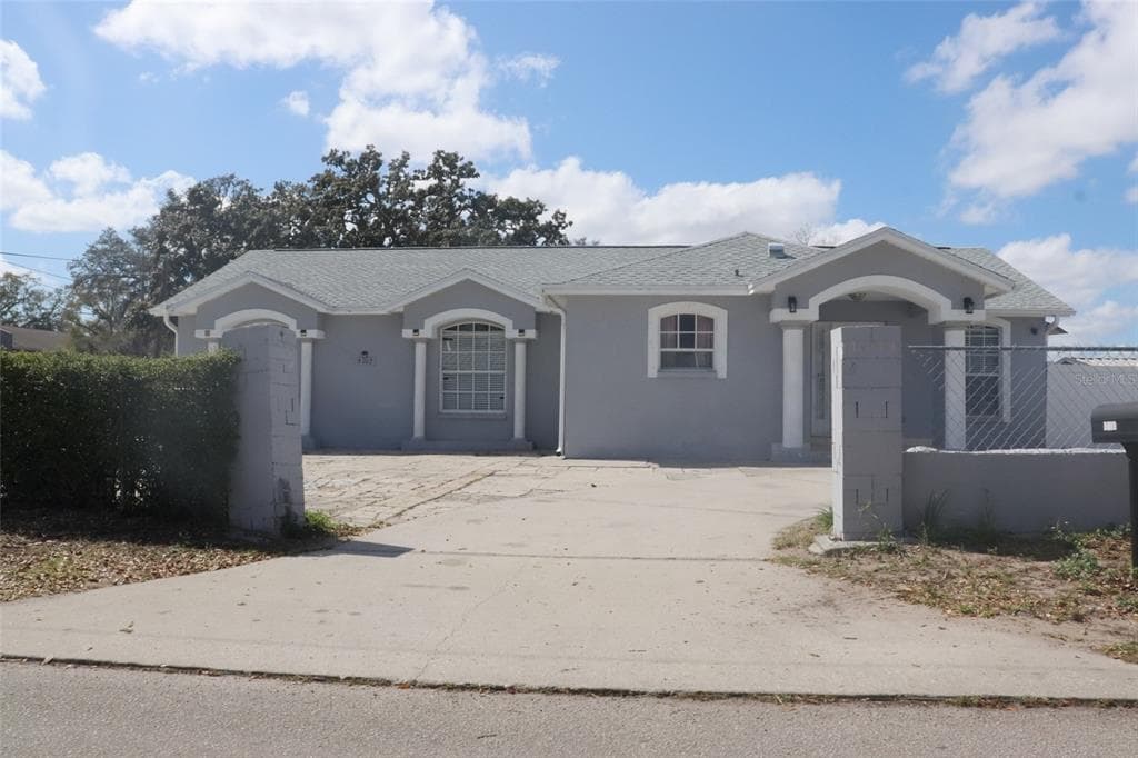 5102 N MACDILL AVENUE TAMPA, FL 33614