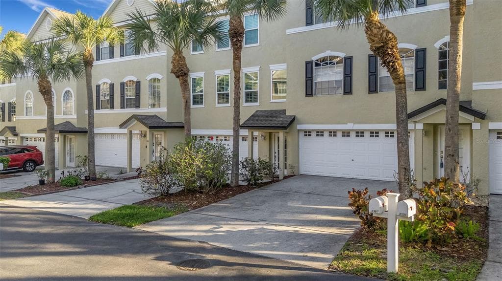 3107 OYSTER BAYOU WAY CLEARWATER, FL 33759
