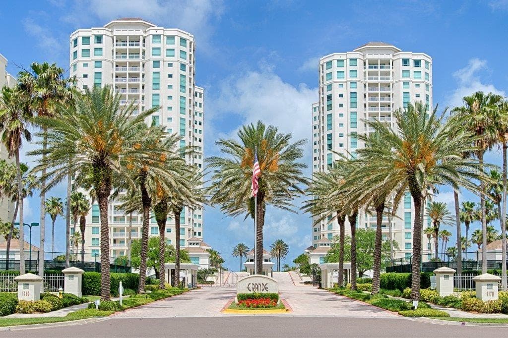 1180 GULF BOULEVARD UNIT 1105 CLEARWATER, FL 33767