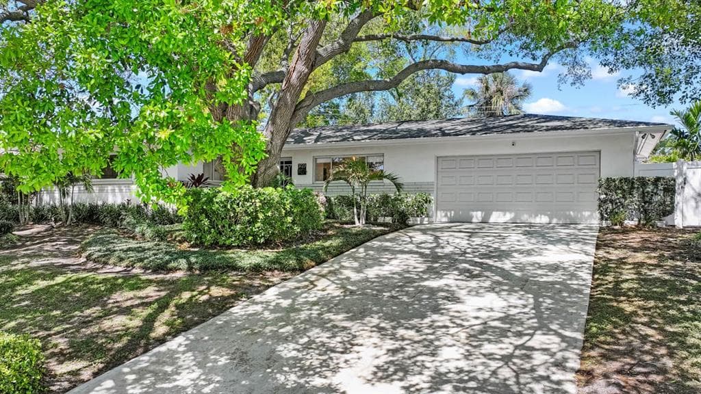 3723 ORCHARD GROVE LANE