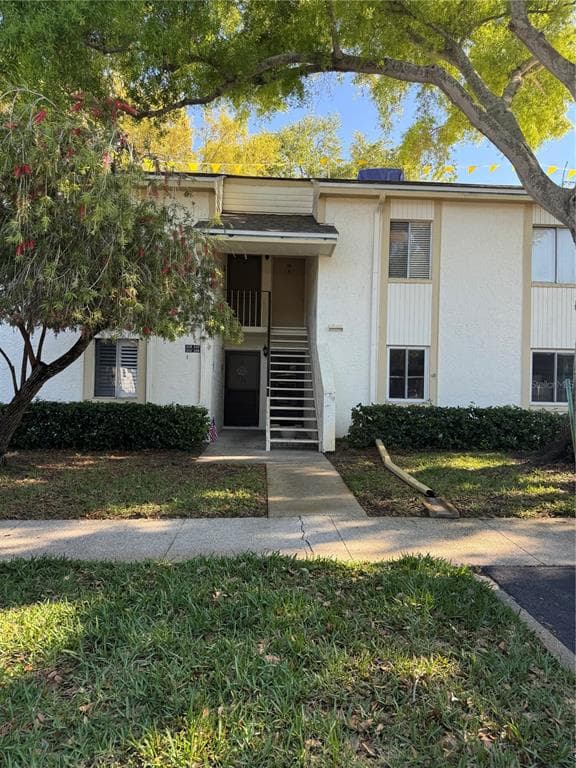 109 PINE COURT OLDSMAR, FL 34677