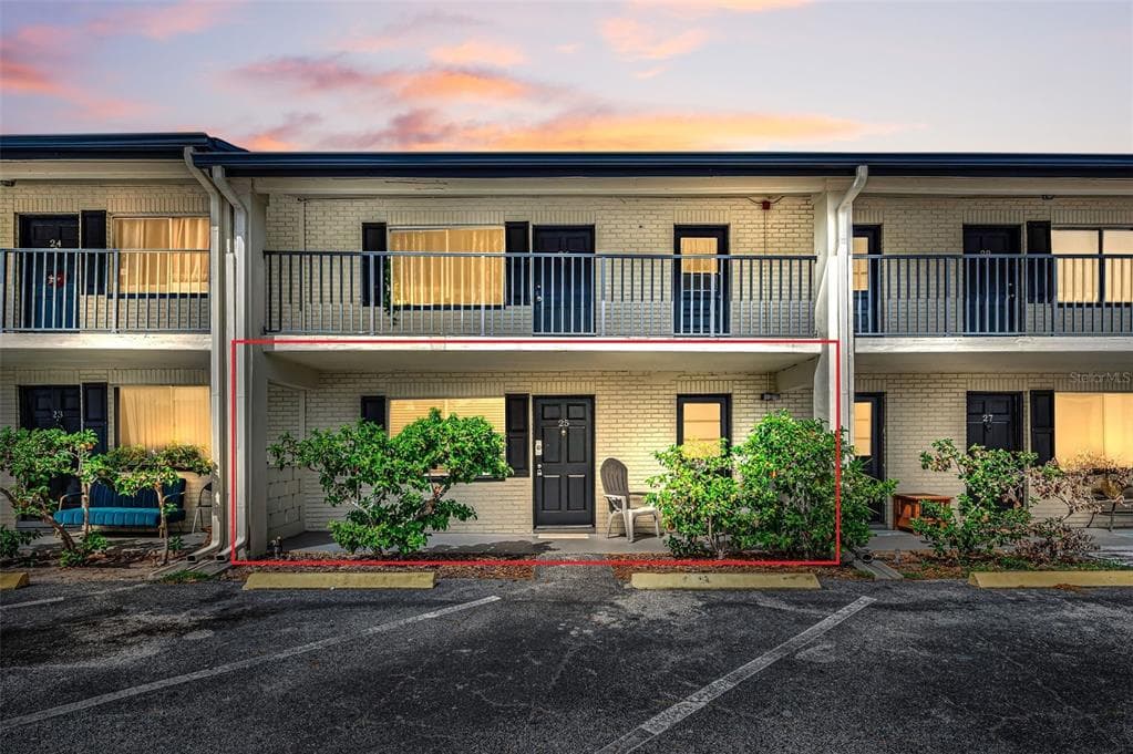 2 N FERNWOOD AVENUE UNIT 25 CLEARWATER, FL 33765