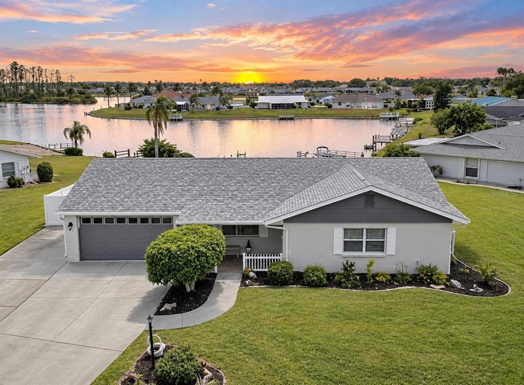 1810 MILFORD CIRCLE SUN CITY CENTER, FL 33573