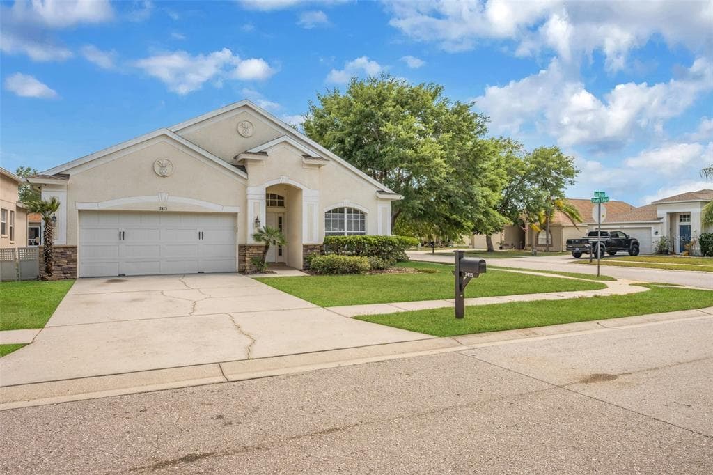 3415 CLOVER BLOSSOM CIRCLE LAND O LAKES, FL 34638
