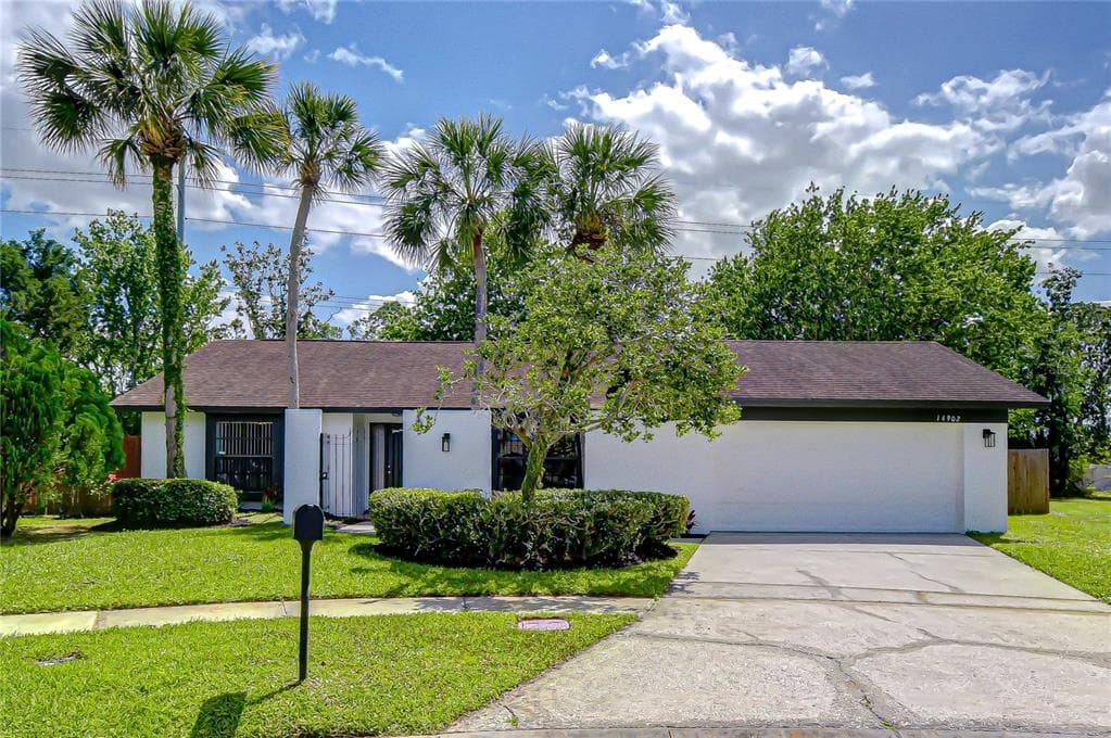 14902 SOUTHFORK DRIVE TAMPA, FL 33624